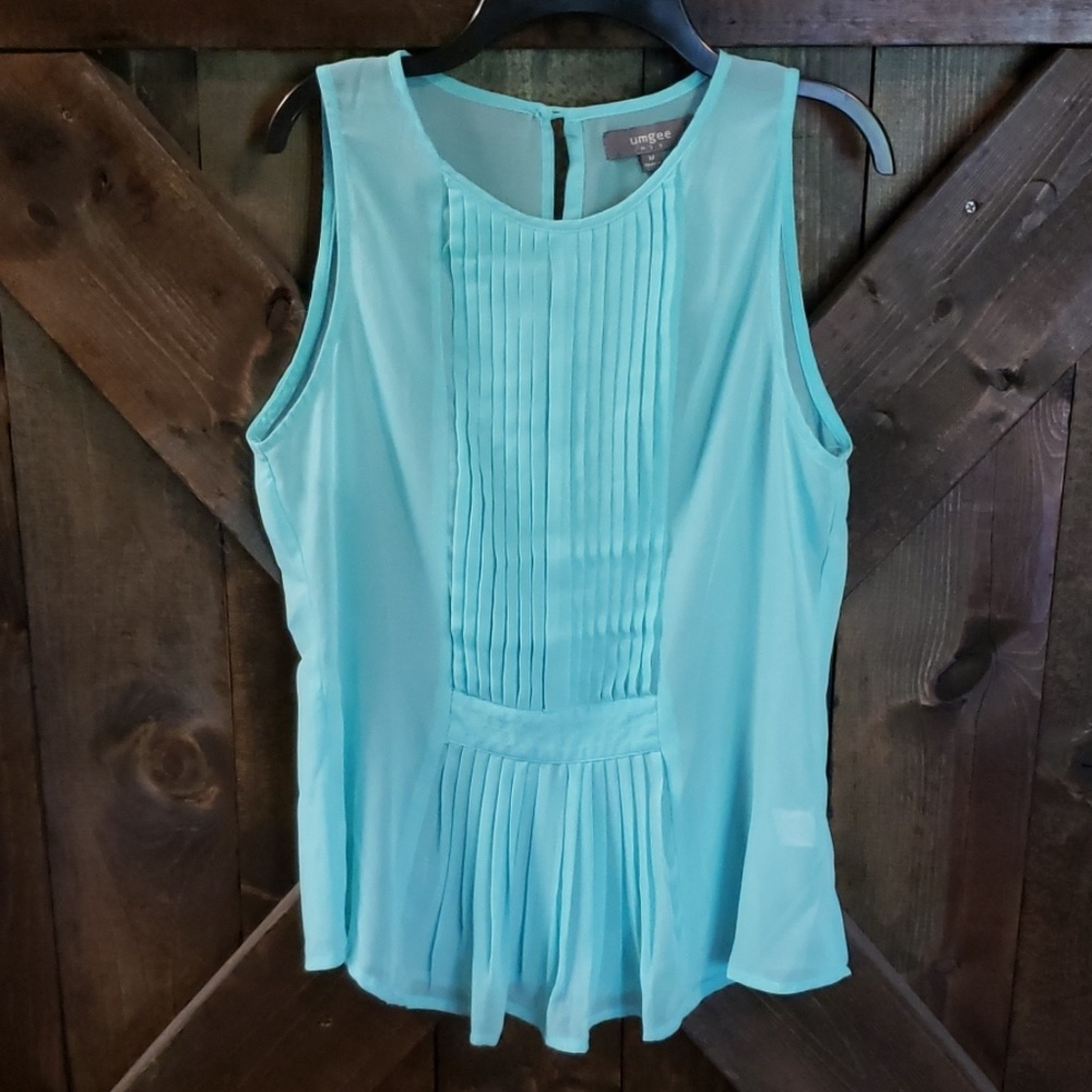 NWOT Umgee, aqua color, shear, sleeveless blouse